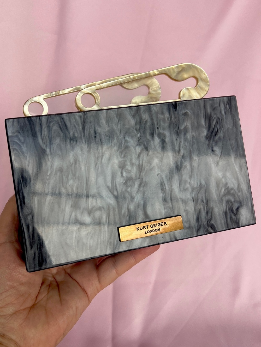 Kurt Geiger Kensington safety pin box clutch on chain gray mother of pearl NWT - Picture 4 of 16